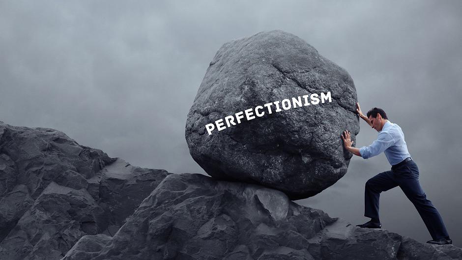 ویژگی‌های کلیدی کمال‌گرایی ناسازگار