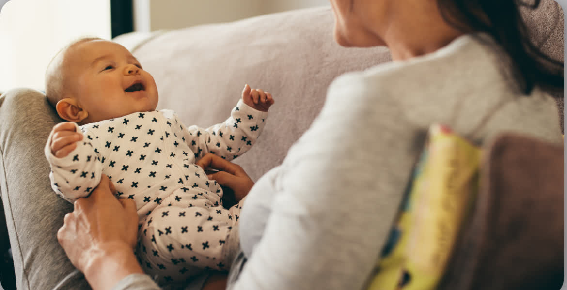 ٦-رشد عاطفى- اجتماعى عميق تر نوزاد ۲ ماه