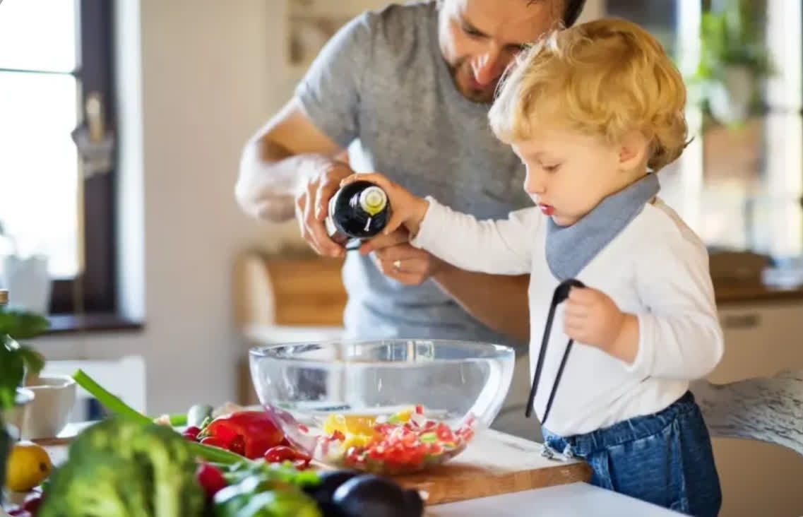 نیازهای مراقبتی ویژه برای کودک ۱۲ تا ۱۵ ماهه